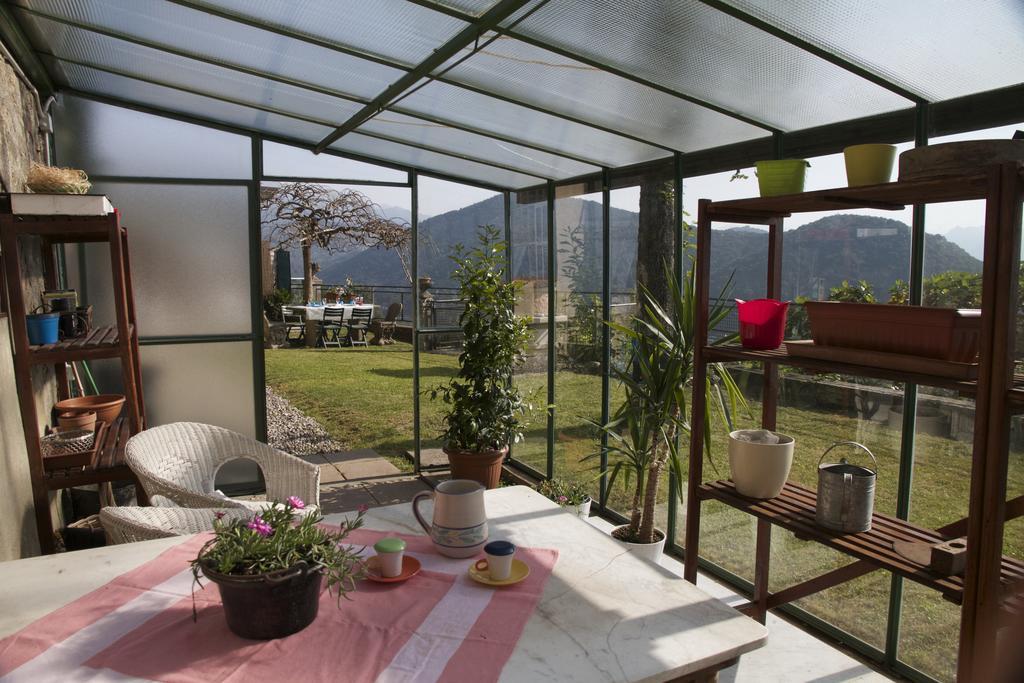 Villa Farinelli Cadegliano Viconago ภายนอก รูปภาพ